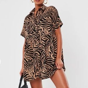 ZEBRA OVERSIZED COLLARED SMOCK DRESS ||MISSGUIDED